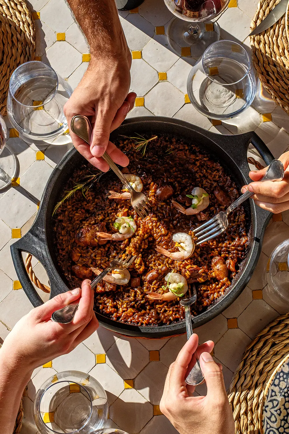 El Terral en Palamós comiendo arroz